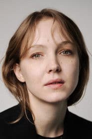 Magdalena Laubisch as Rachel