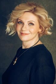 Anna Ardova as Alla Leonidovna