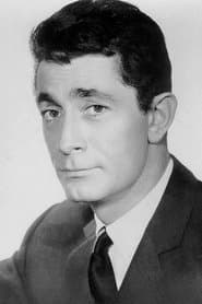 Jean-Claude Pascal as Gastone Cascarilla