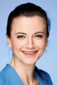 Kseniya Lavrova-Glinka as Мама Вани