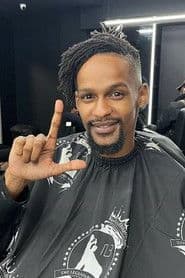 Ayanda Makayi as Tribesman #2