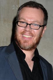 Ricci Harnett as Ronnie