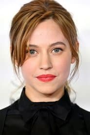 Lou de Laâge as Gabrielle