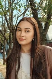 Caitlin Halderman as Linda