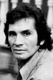 Dedé Santana as Dedé / Vizir