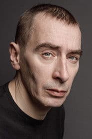 Konstantin Murzenko as Bartender