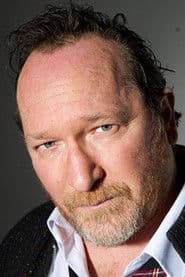 Clément Thomas as l'avocat de Pierrette