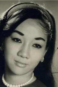 Anh Thư as Mrs. Hoa