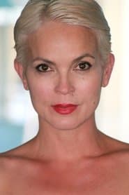 Elizabeth Gracen as Lt.Jennifer Carter (voice)