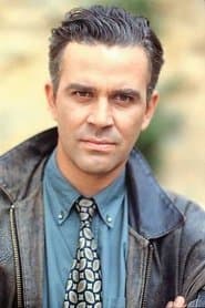 Coen van Vrijberghe de Coningh as Johnnie Flodder