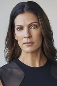 Heather Mazur as Sarah Cooper