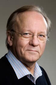 Esko Roine as Vankilan Johtaja