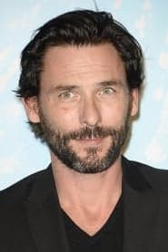 Sagamore Stévenin as Thomas Aubert