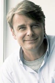 Juan Pablo Gamboa as Danny Hayes