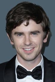 Freddie Highmore as August Rush