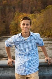 Jakob Winter as Shane