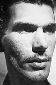 Roberto Batalin as Pedro