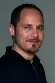 Vegar Hoel as Martin