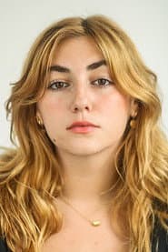 Dora Freind as Renata