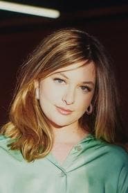 Jamison Belushi as Kiki