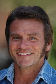 Douglas Bennett as Gary