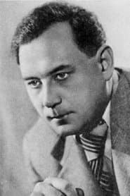 Yuriy Tolubeev as Соломон, аптекарь