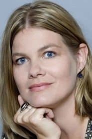 Birge Schade as Sportlehrerin