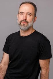 Ignacio Ysasi as Lucía's Neighbor