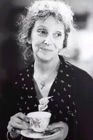 Erica Yohn as Mama Mousekewitz (voice)