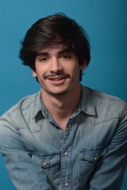 Mauricio Vila as Darío