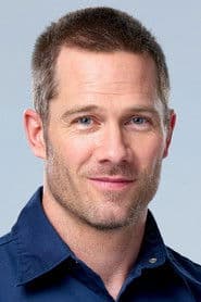 Luke Macfarlane as Detective Shawn Caden