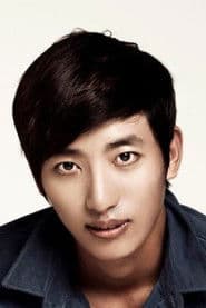 Kim Dong-chan as Make-up staff