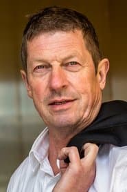 Henrik Birch as Ole Damgaard