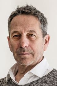 Alfredo Castro as Raúl Peralta