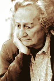 Nuccia Fumo as Cartomante