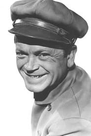 Murray Alper as Quinto, a Convict