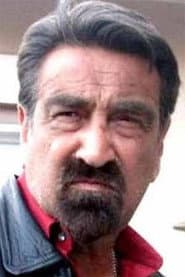 Eleazar García Jr. as Muñes