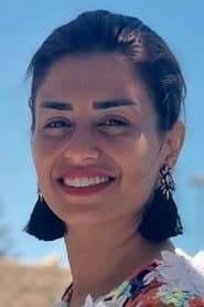 Menna Fadali as بسنت