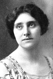 Hedwiga Reicher as Mrs. Tucker