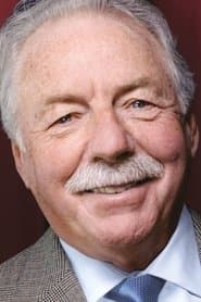 Michel Forget as Maire