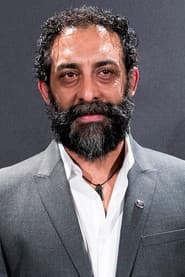 Moreno Borja as Cortés