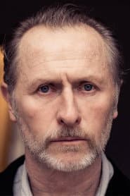 Jonny Phillips as Vincente