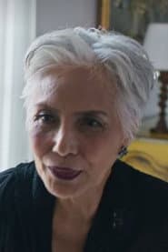 Laksmi Notokusumo as Uti Yah