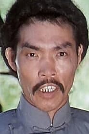 Wang Yung-Sheng as Fliegender Dolch