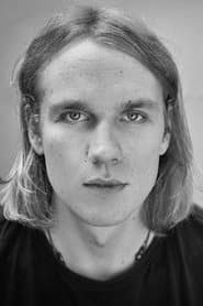 Joe Blakemore as Harry Catto