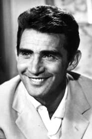 Walter Chiari as Valentino