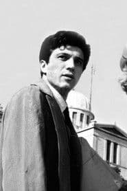 Giannis Fertis as Orestis