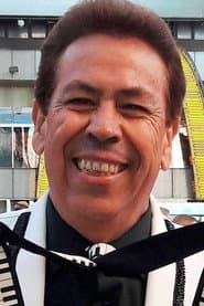 Alex del Castillo as El doctor (Sketch: Al rato te la regreso)