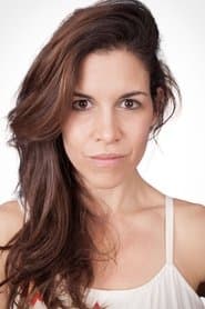 Veronica del Cerro as Lisa