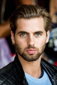 Manuel Broekman as Bastiaan